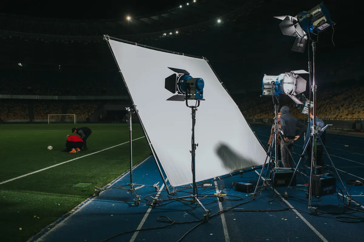 Lighting and diffusion on a stadium pitch